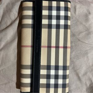 Burberry wallet
